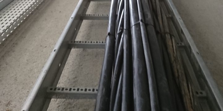 cable attache 2